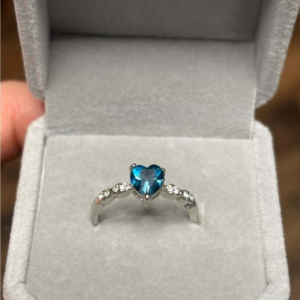 Stunning Genuine London Blue Topaz w/ zircon in 925 Sterling silver Ring Sz 6.75 - Picture 5 of 7